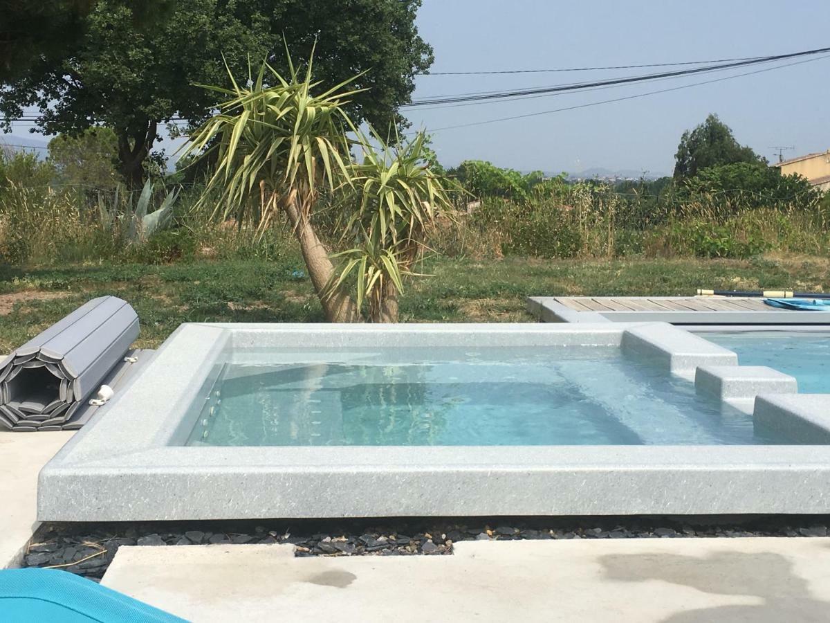 Villa La petite bergerie à Roquebrune-sur Argens Extérieur photo